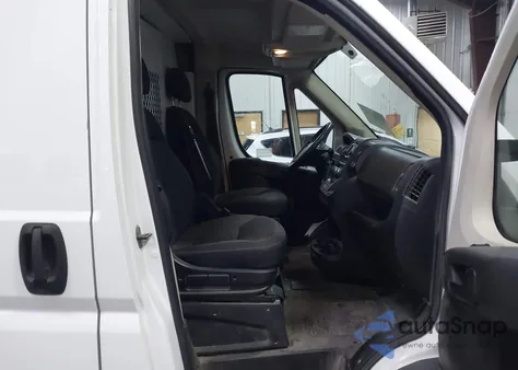 2014 Ram Promaster 2500 High Roof из США, поврежденный, VIN 3C6TRVCG7EE121624